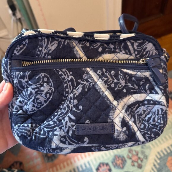 Vera Bradley Handbags - Vera Bradley Leather strap purse